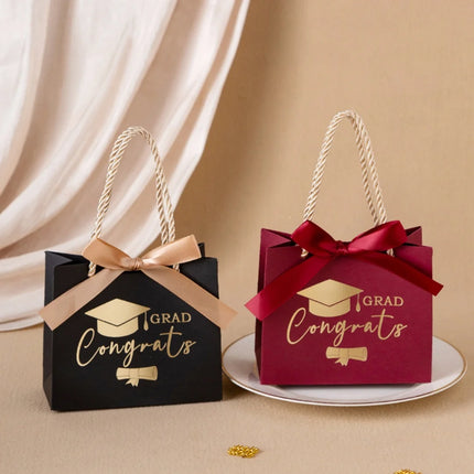 Graduation Gift Bag Gold Foil Congrats Grad Cap Paper Box with Rope Handle Ribbon Bow for Candy Party Favor Wholesale